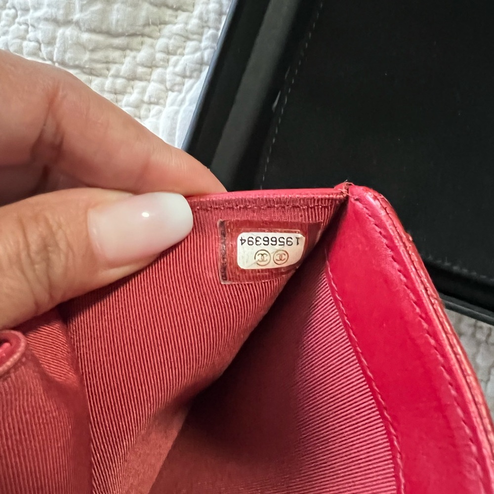 Chanel LZip picket wallet Red Color - Picture 5 of 9